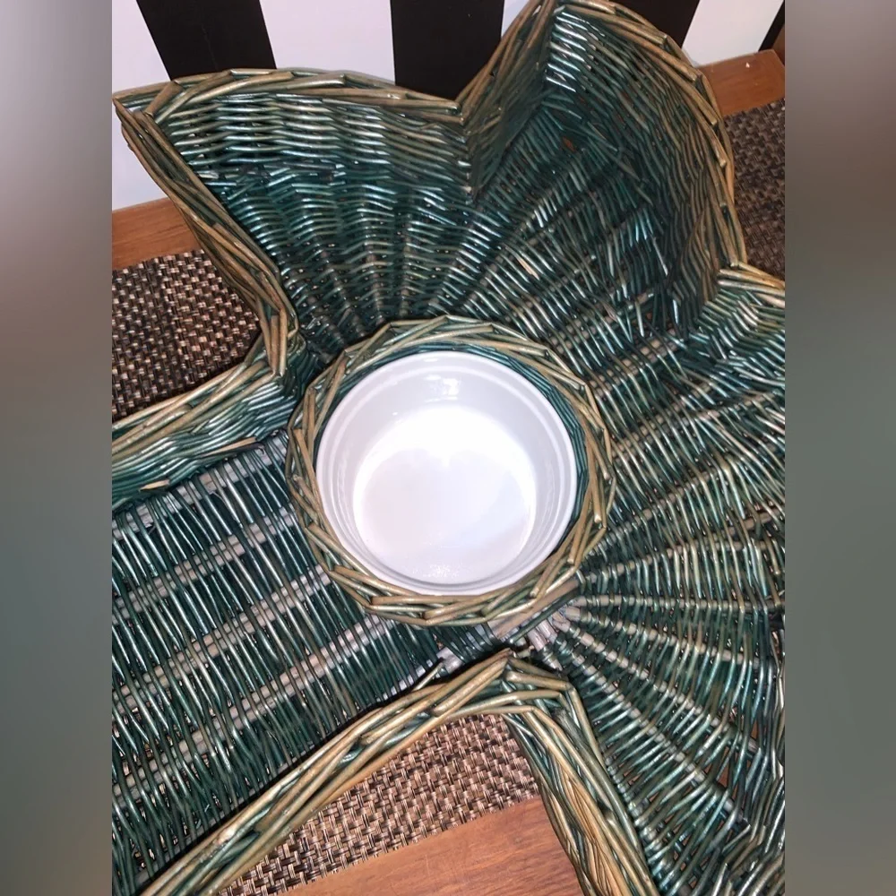 Vintage Y2K Large Palm Tree Shaped Basket For Chips & Dip Party Luau Tiki Vibe